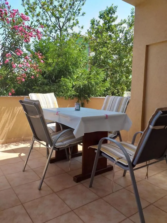 Apartments Golic Biograd Na Moru 0*,