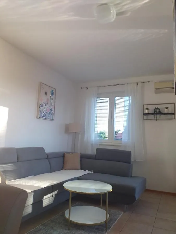 Apartments Golic Biograd Na Moru