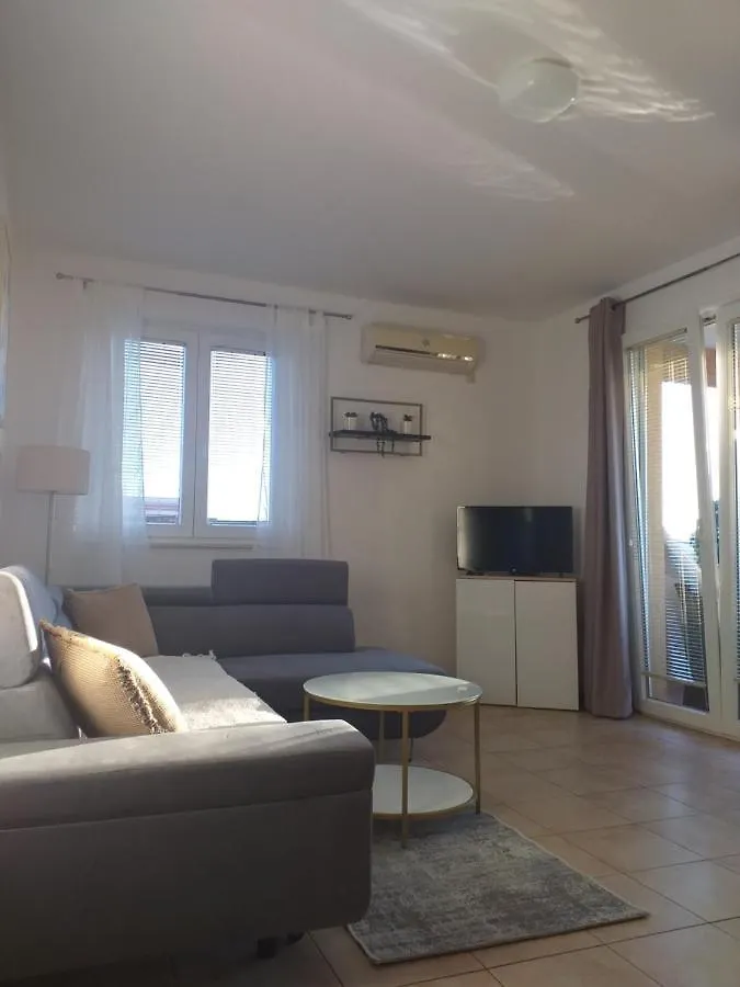 Apartments Golic Biograd Na Moru Croazia