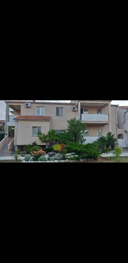 Apartments Golic Biograd Na Moru 0*,  Croazia