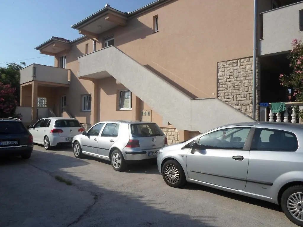 Apartments Golic Biograd Na Moru