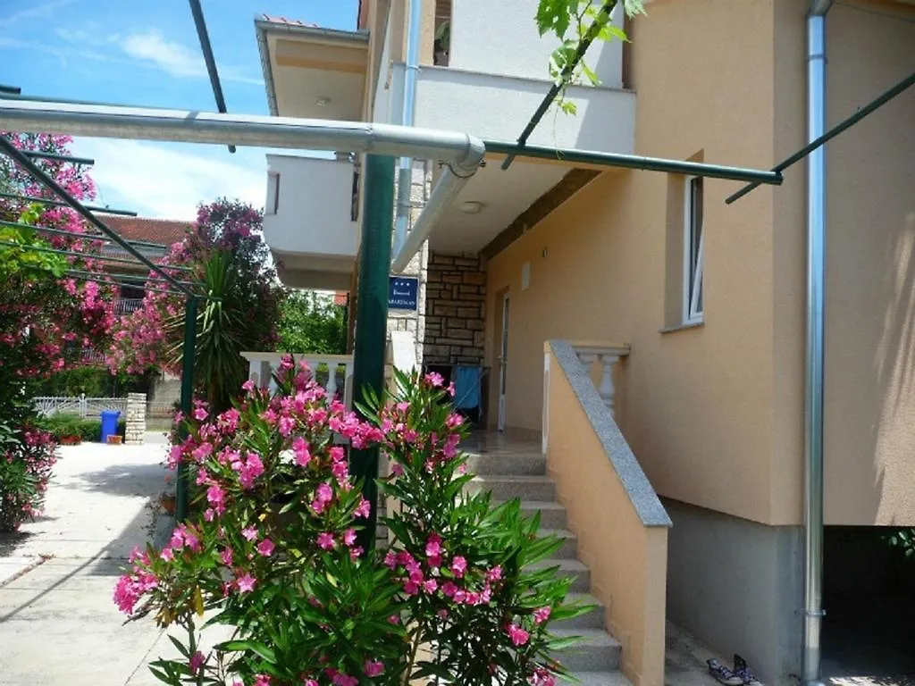 Apartments Golic Biograd Na Moru