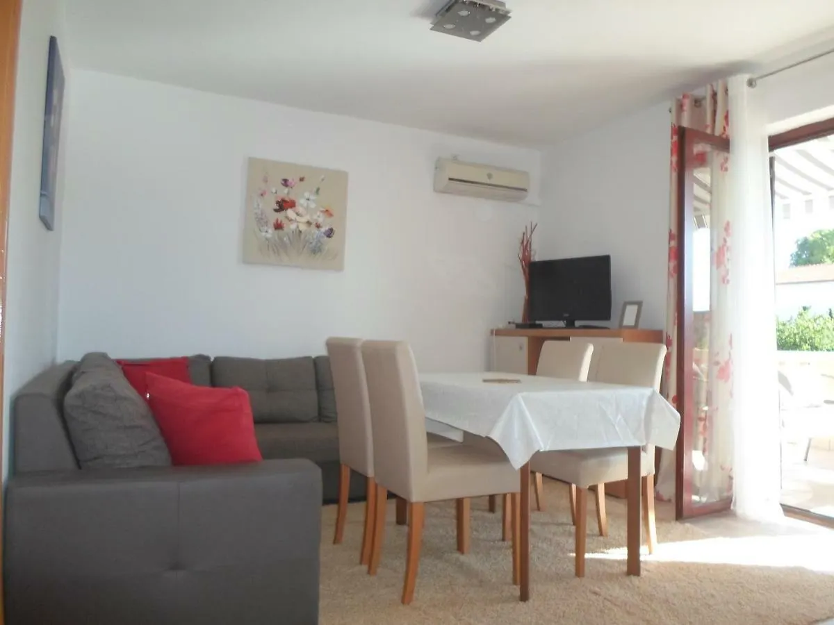 Apartments Golic Biograd Na Moru